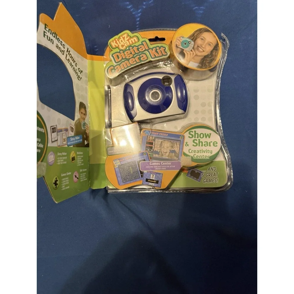 Sakar KIDZ CAM 3 in 1 Digital Camera Kit - NEW & SEALED - Fun-Educational Series